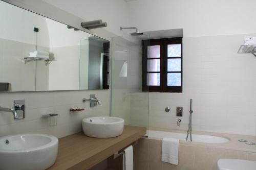 Hotel Cavour Et Des Officiers,Bard>>Aosta,3 star