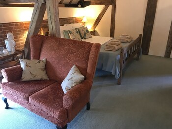 The Stables,Lowestoft>>Beccles,4 star