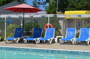 wasaga beach inn and cottages