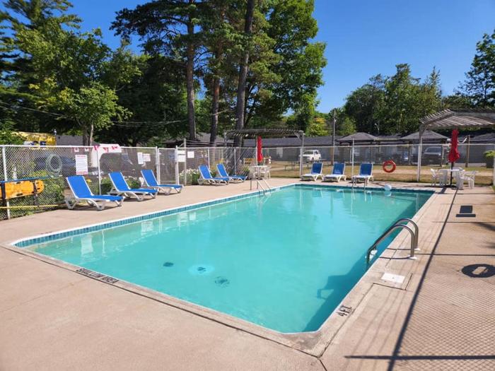 wasaga beach inn and cottages