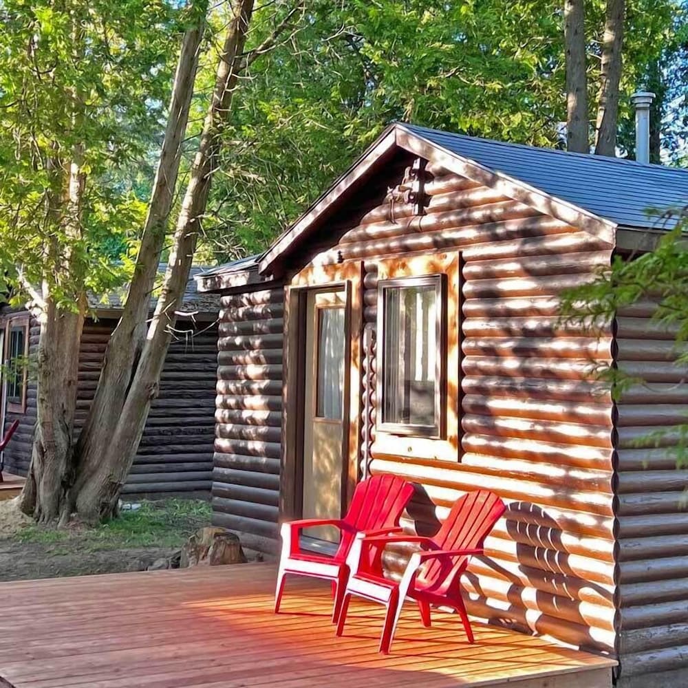 red bay lodge
