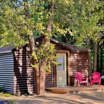 Red Bay Lodge,,3 star