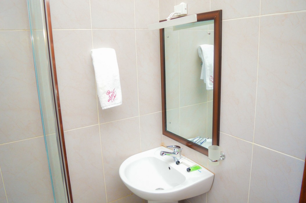 red ruby hotel