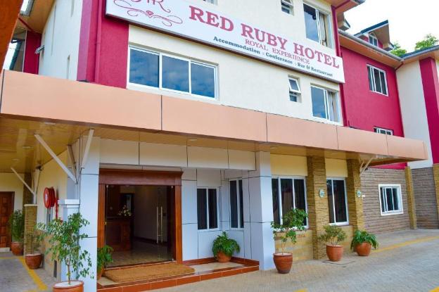 red ruby hotel