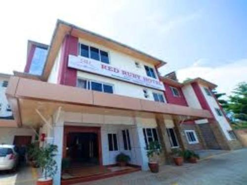 red ruby hotel
