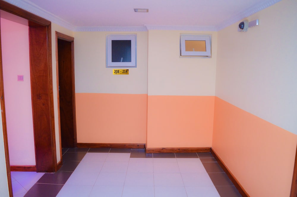 red ruby hotel