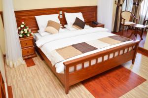 red ruby hotel