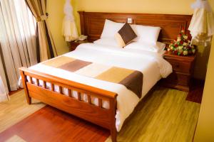 red ruby hotel