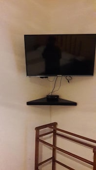 deer point hotel kandy