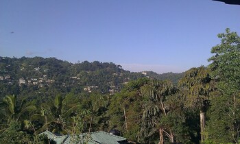 deer point hotel kandy