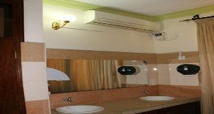 jambo paradise hotel