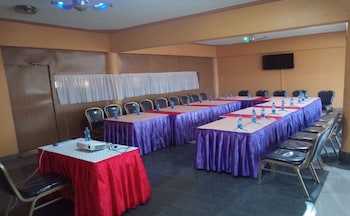 Kaputiei Safariland Hotel,,3 star