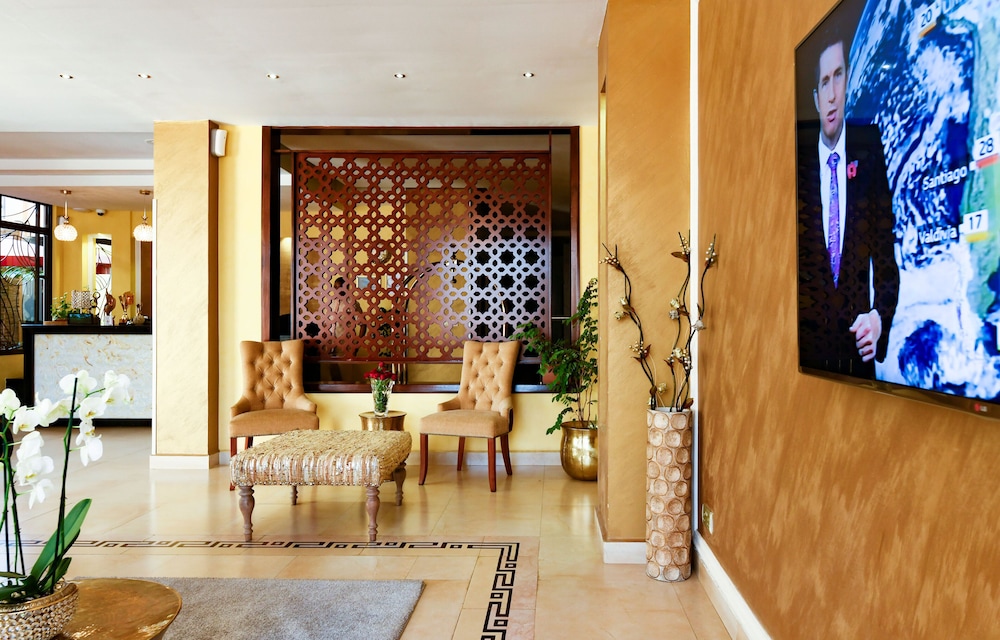saab royale hotel