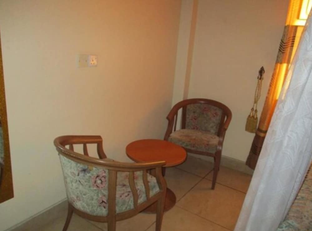jambo village hotel