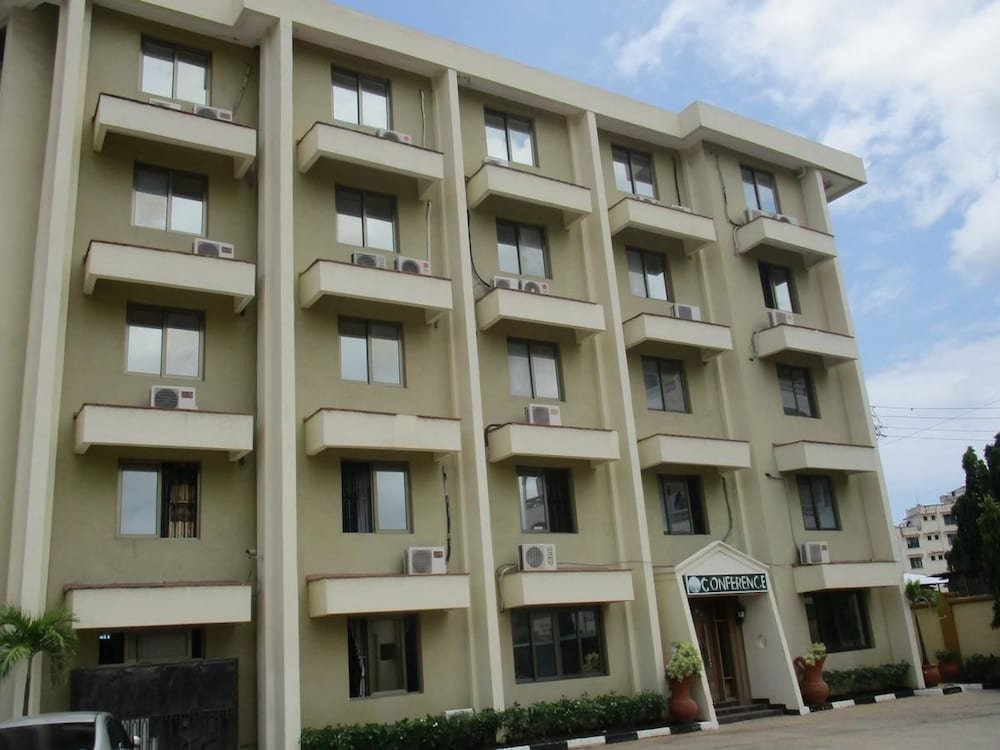 jambo village hotel