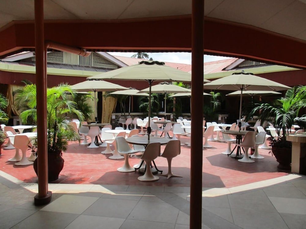 jambo village hotel
