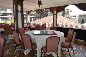al minar hotel