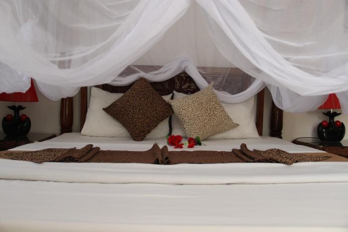 al minar hotel