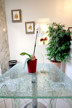 Hotel Le Florian,French Riviera>>Cannes,2 star