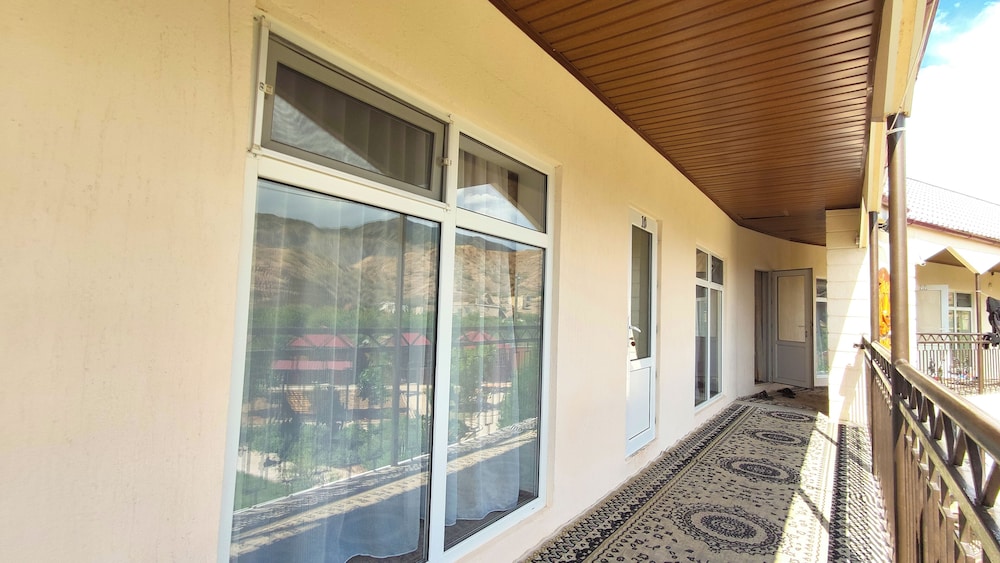 hotel natalia issyk kul