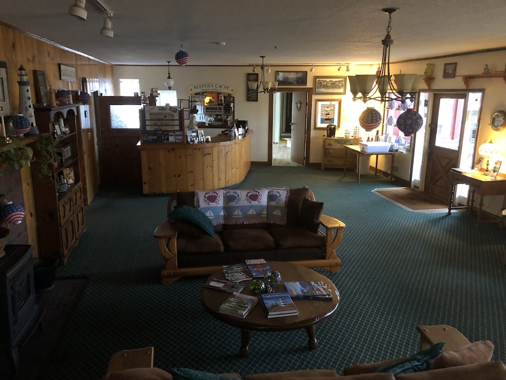 florence lighthouse inn