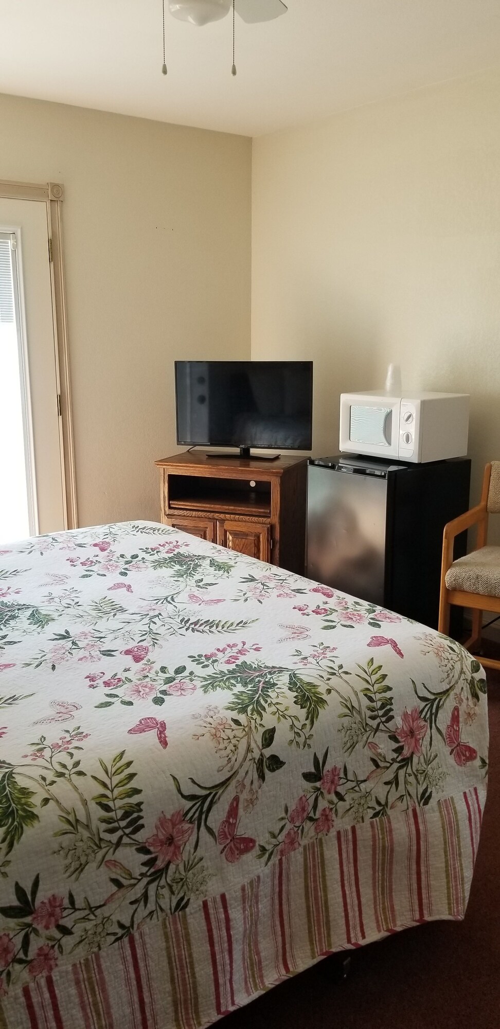 florence lighthouse inn