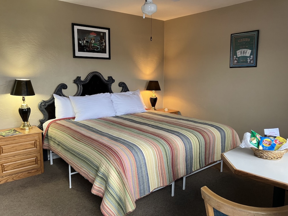 florence lighthouse inn