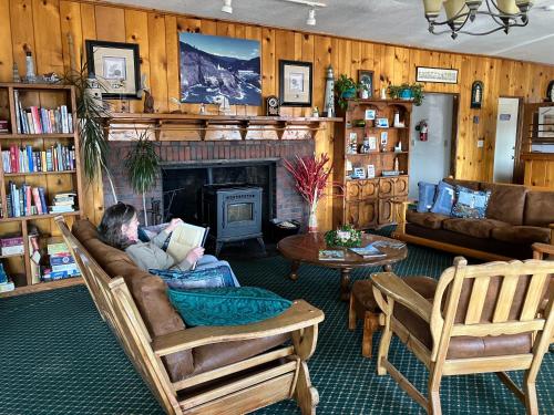 florence lighthouse inn