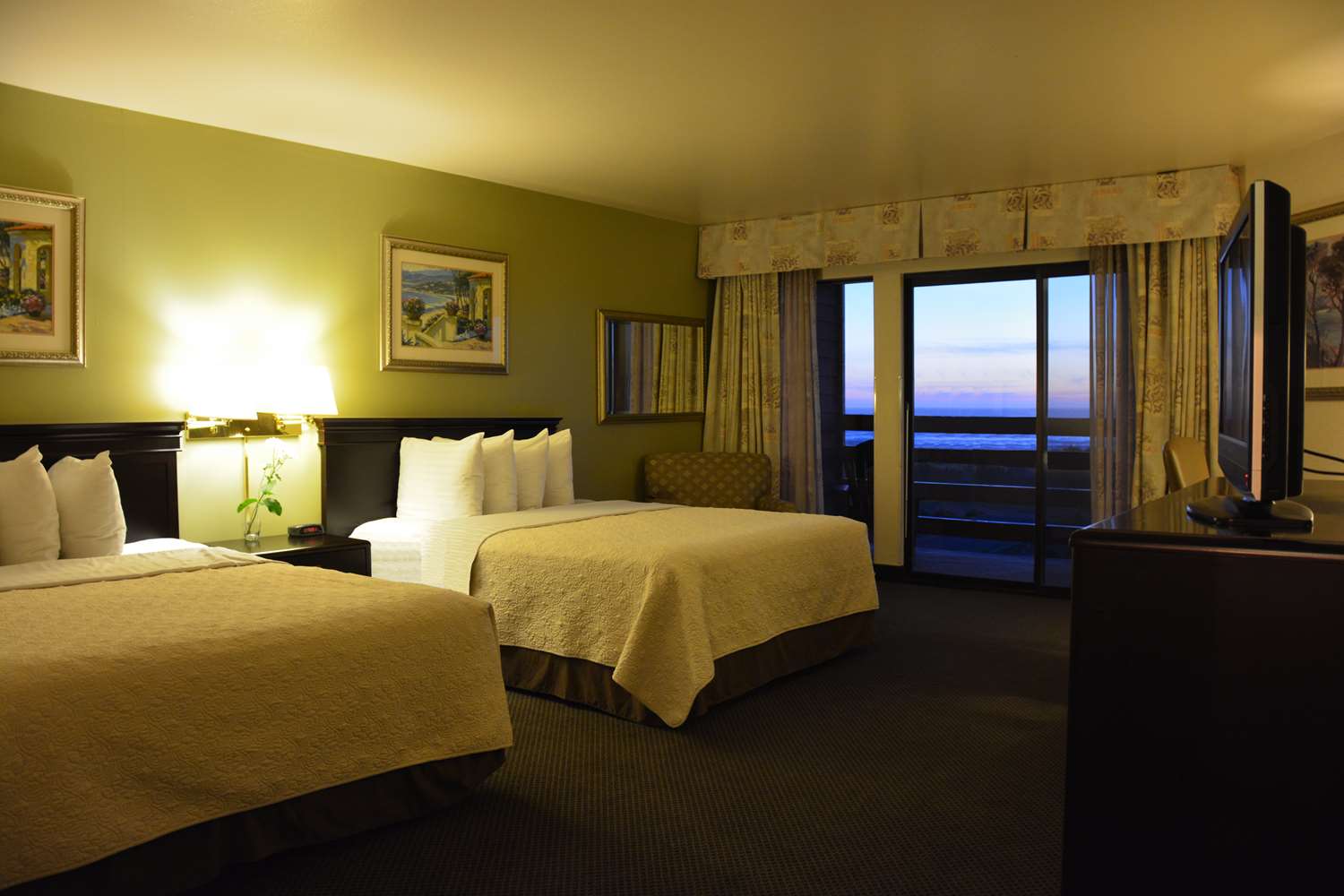 surestay plus hotel by best western gold beach