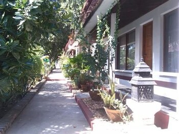 lawkanat hotel