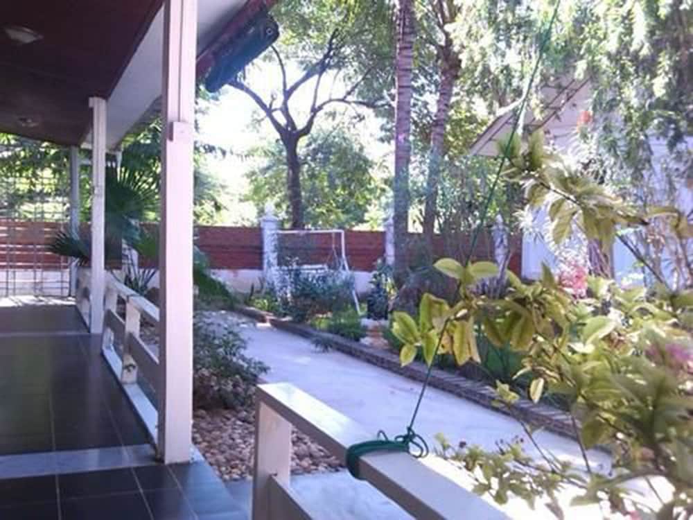 lawkanat hotel