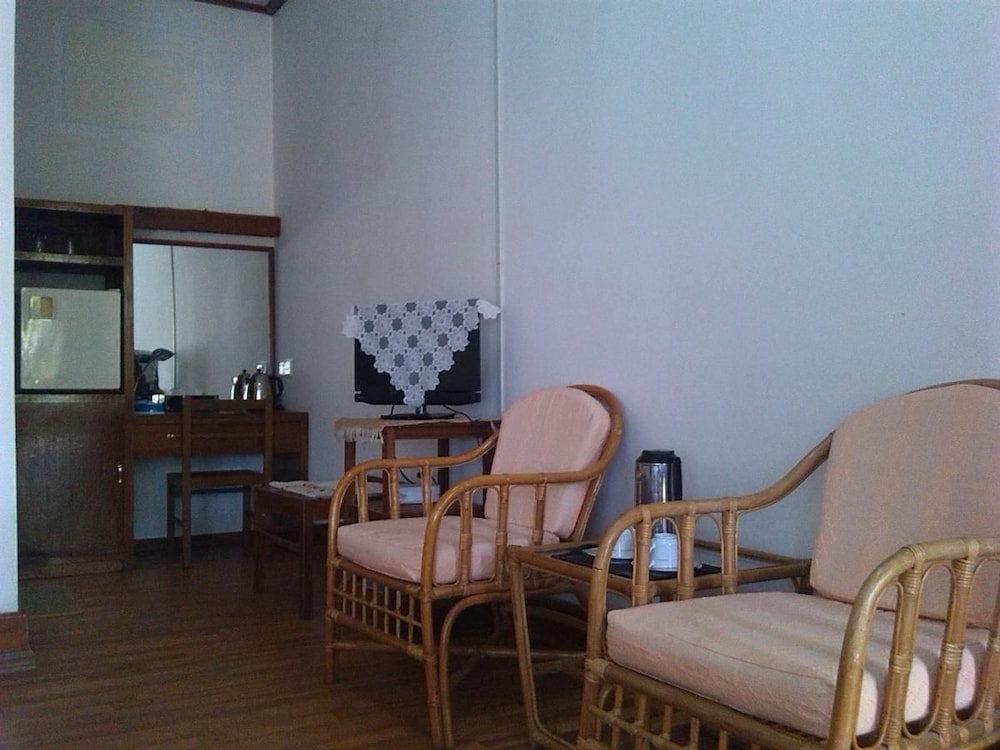 lawkanat hotel