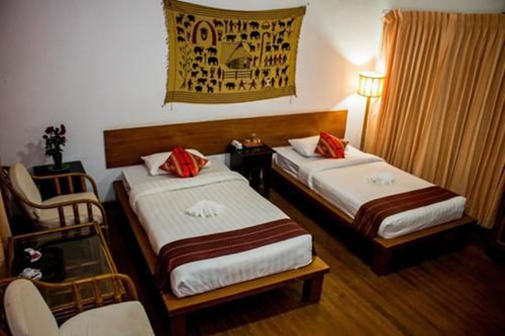 lawkanat hotel