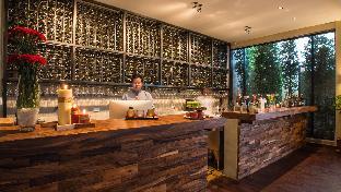 almond hotel bassac river