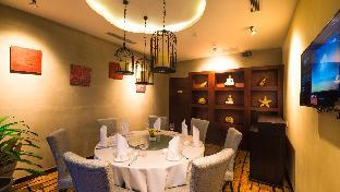 almond hotel bassac river