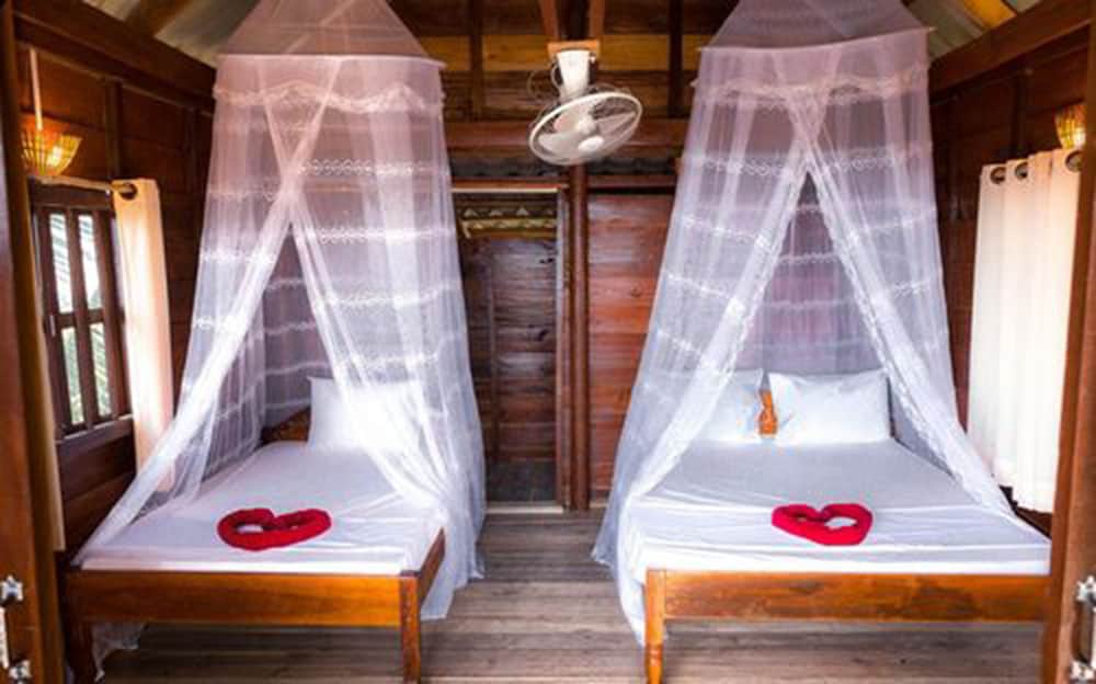 happy elephant bungalows