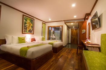 Vid Angkor Boutique,Preah Sangreach Tep Vong St,4 star
