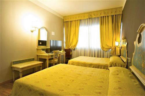 Hotel Aaron,Near Porto Marghera,3 star