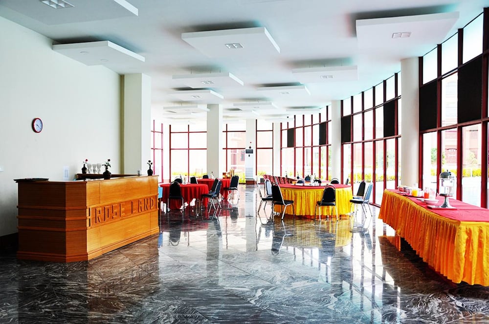 rose land apartment hotel