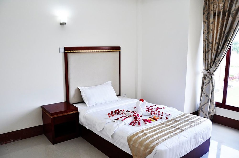 rose land apartment hotel