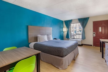 1 life studio and suites