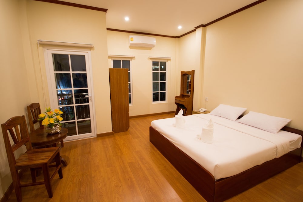 sunbeam hotel