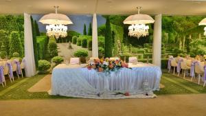 park hotel raya garden