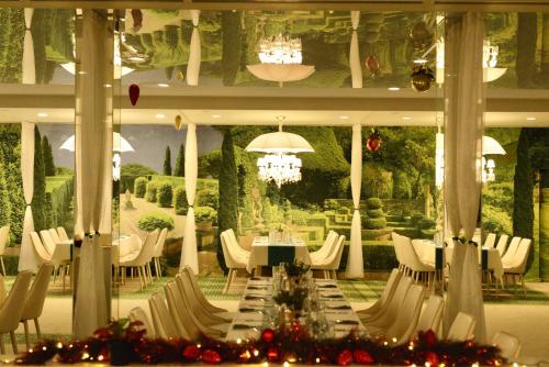 park hotel raya garden