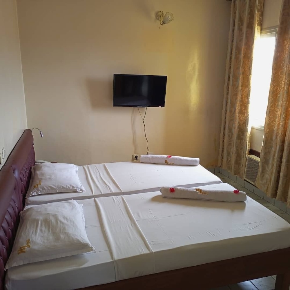 hotel jouvence 2000