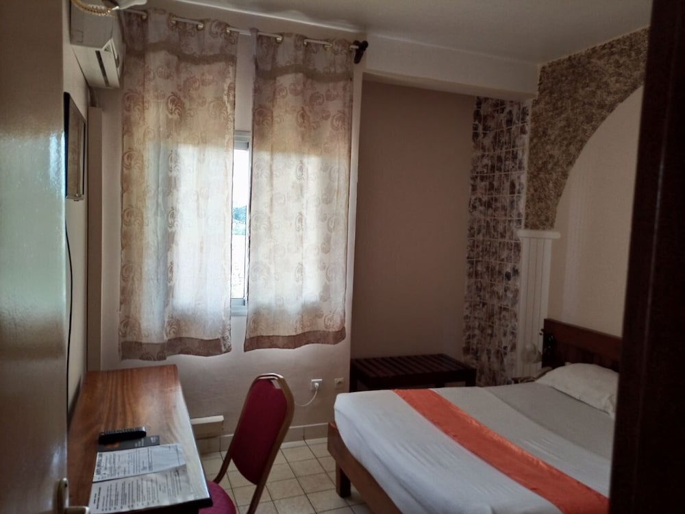 hotel jouvence 2000