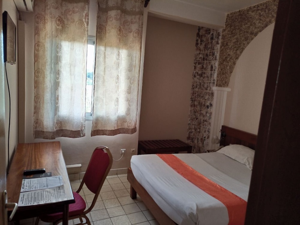 hotel jouvence 2000