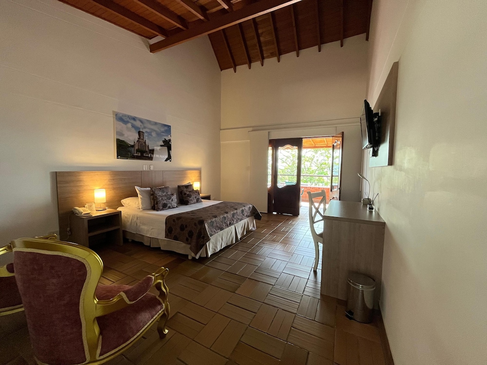hotel los vinedos