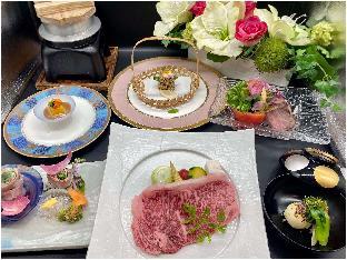 hotel de marronnier utsumi onsen