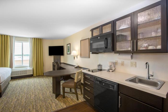 candlewood suites omaha millard area by ihg